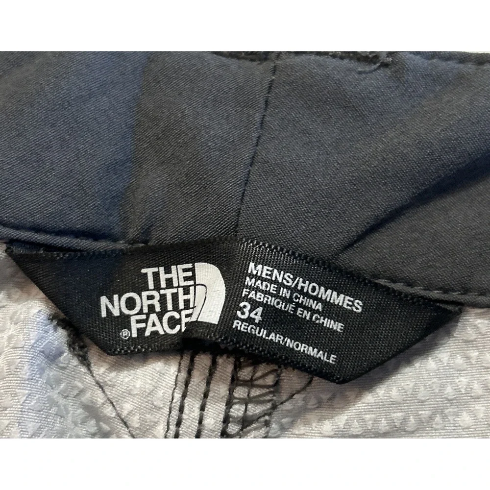 The North Face Plaid Chino Shorts Mens Sz. 34 Flat Front Poly‎ Blend 11